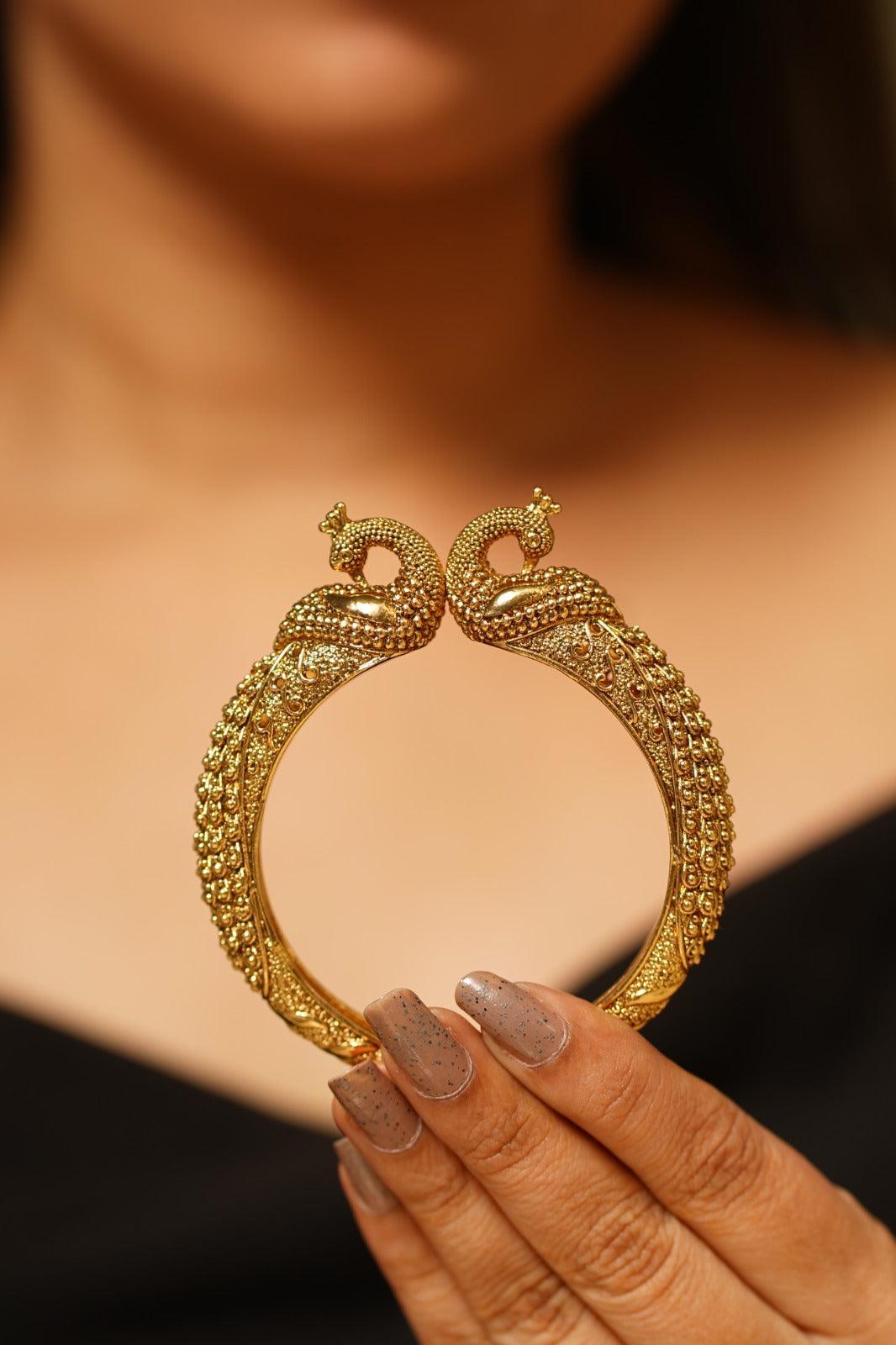 Mayurika Peacock Gold Openable Kada Sone Pe Suhaga Collection