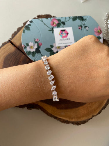 Viral 30 cent Multi Solitaire Diamond Tennis Bracelet