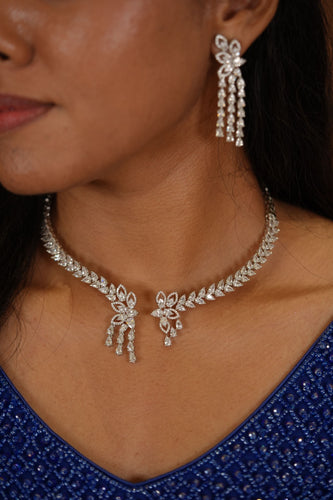 Mia Diamond Floral Hasli with Long Earrings