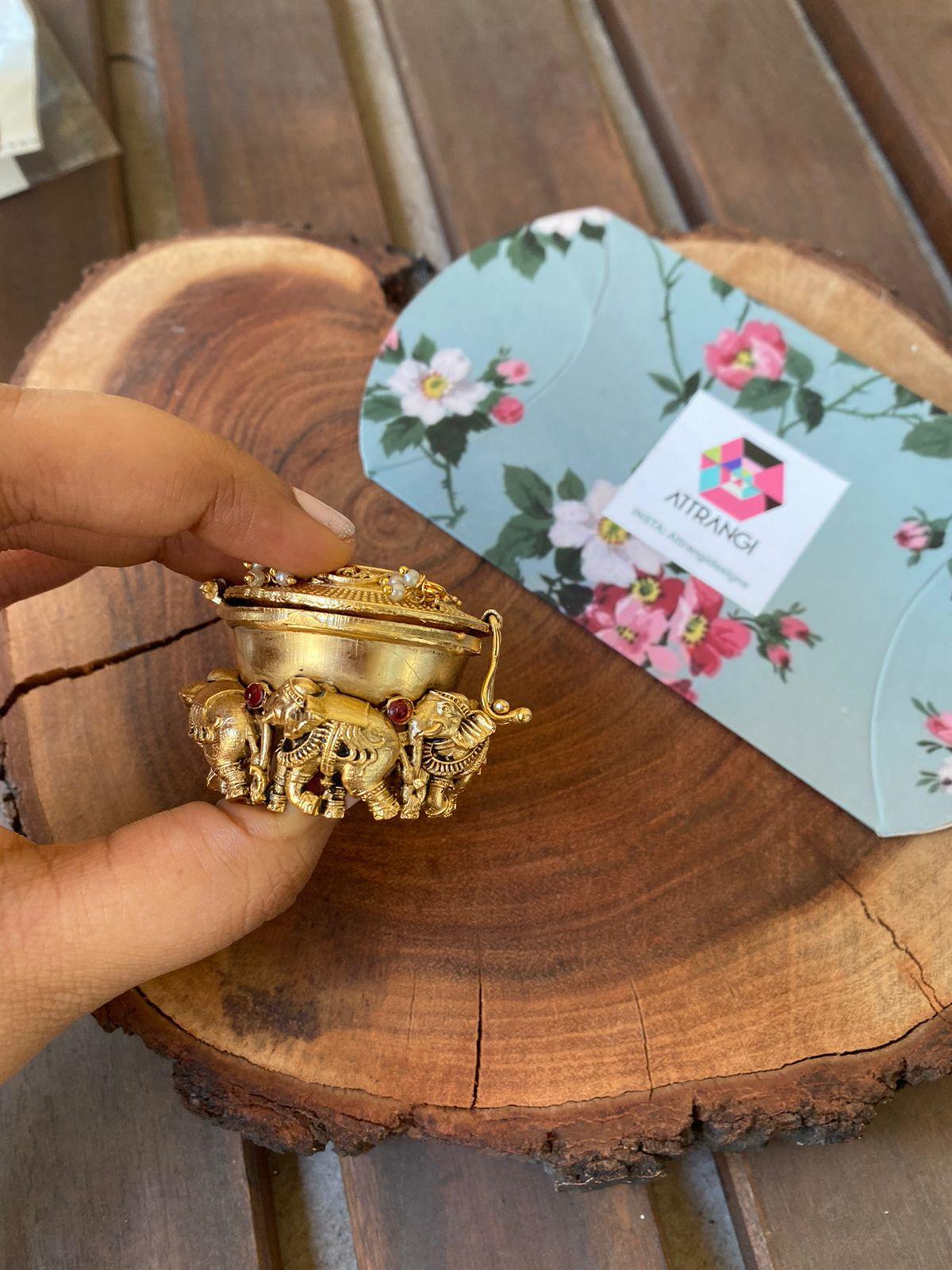 Gold Treasure box Ginni Gifting Box